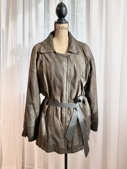 Miękka skóra licowa, wiązana w pasie, M oversize, gratis szal z futrem