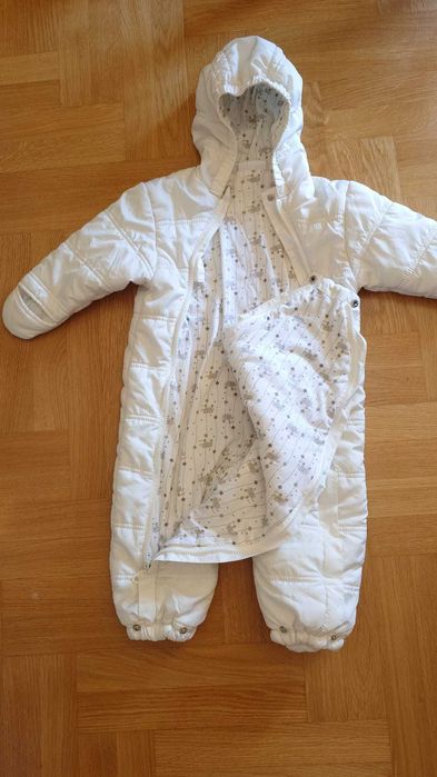 2 ładne kombinezony na jesienną pogodę, rozmiar 74