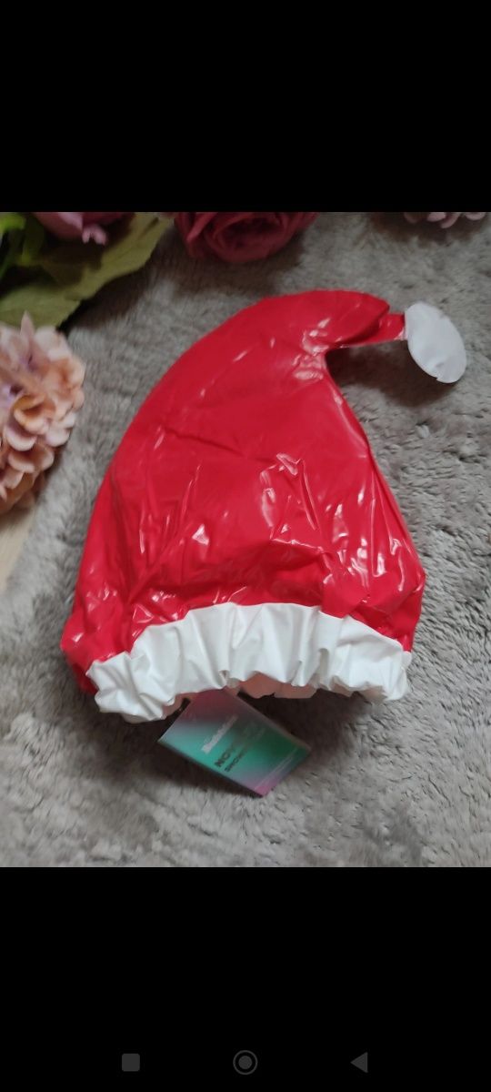 Nowe czepki kąpielowe Primark 4 sztuk czapki Mikołaja i