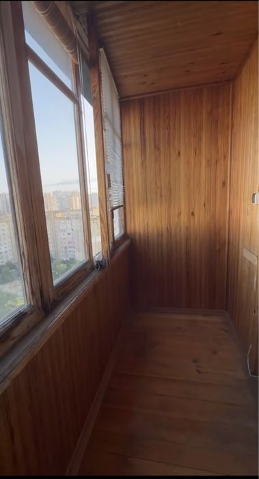 Продам однокомнатную Троещина