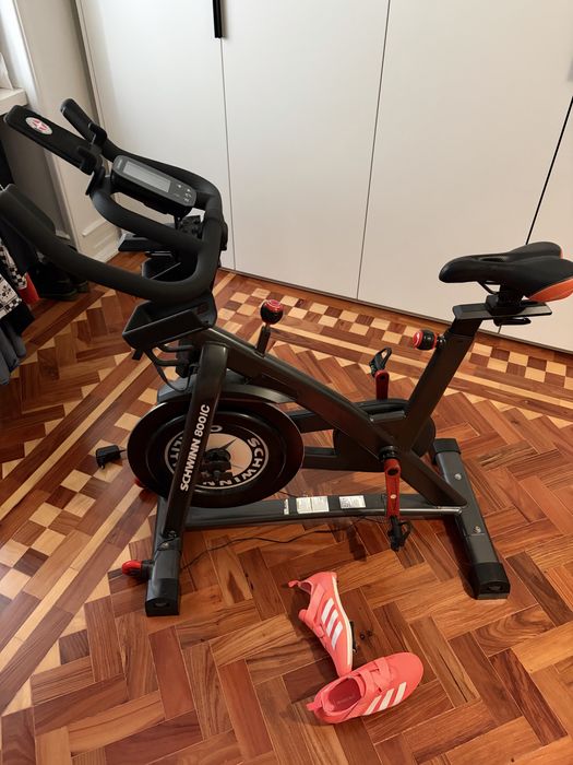 Bicicleta Ciclismo Indoor Schwinn IC8/800IC