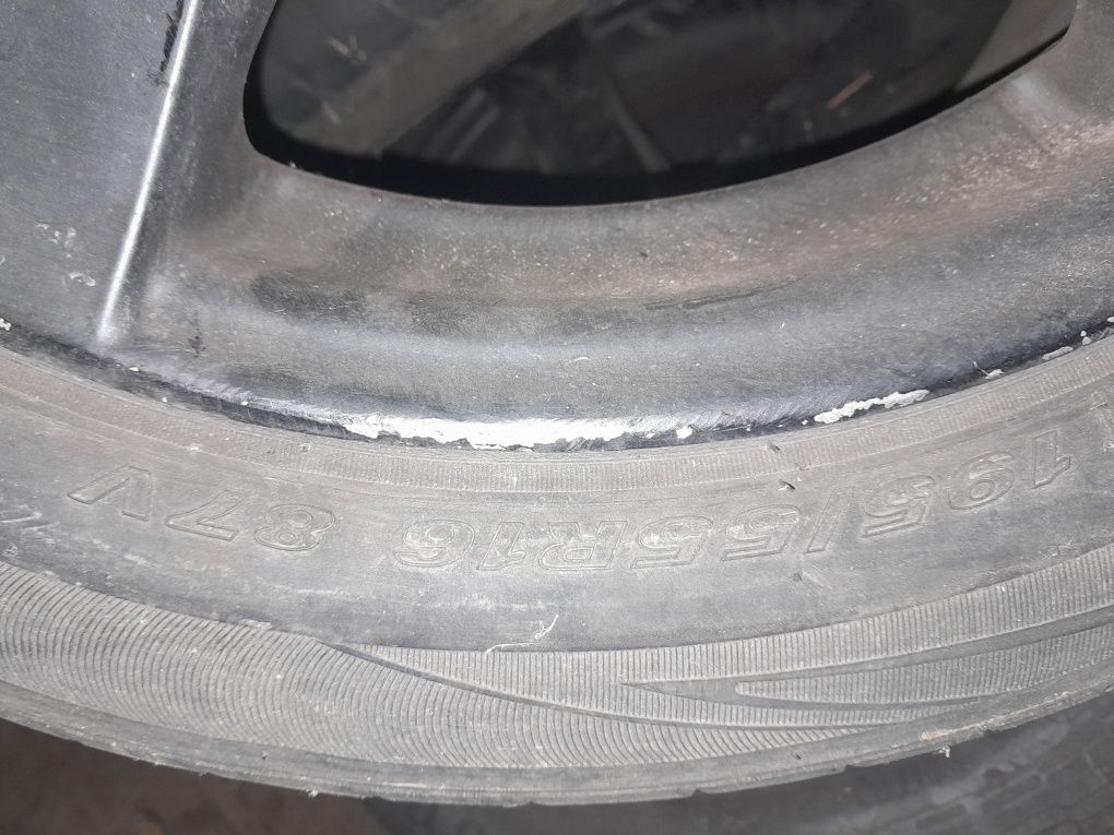 Alu- felgi   16 cali. Na 5 szpilek czarne