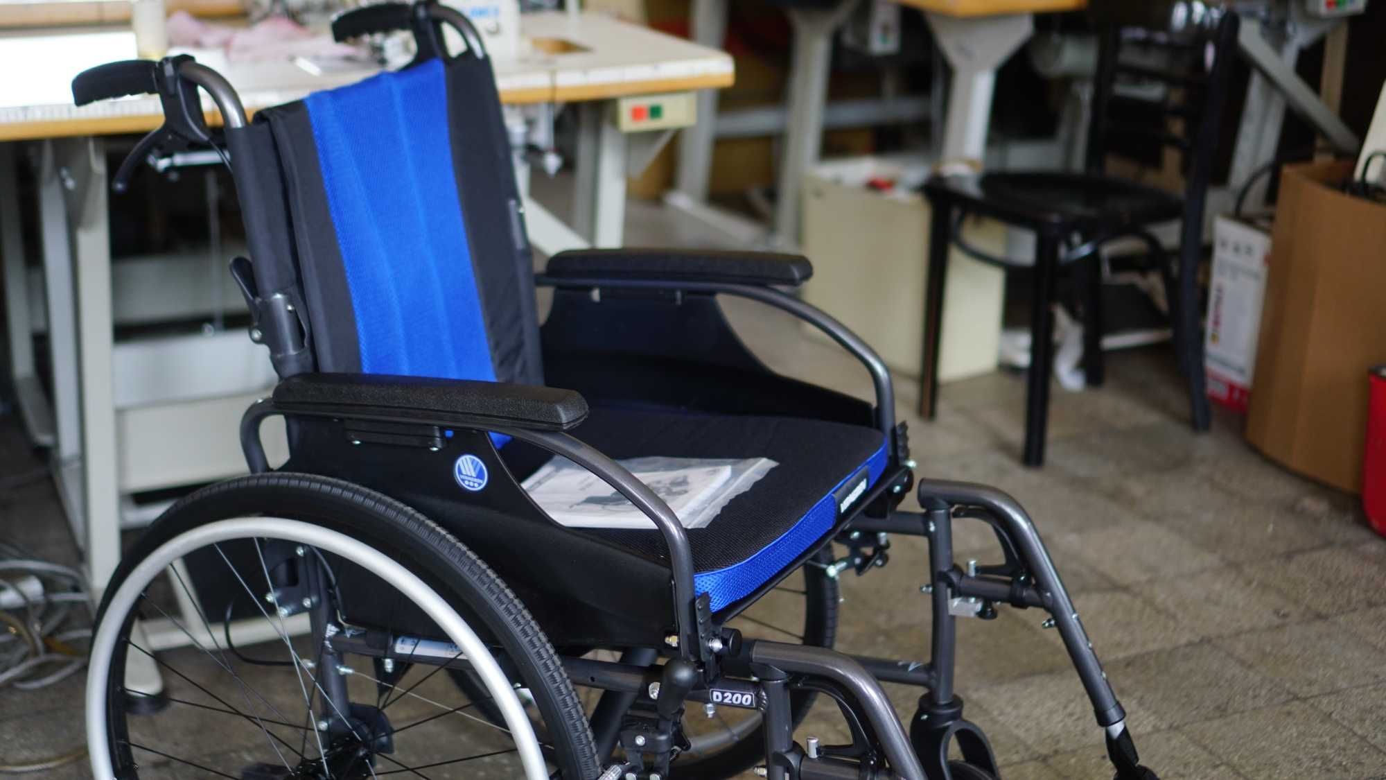 Wózek inwalidzki Vermeiren Nowy. Nie używany