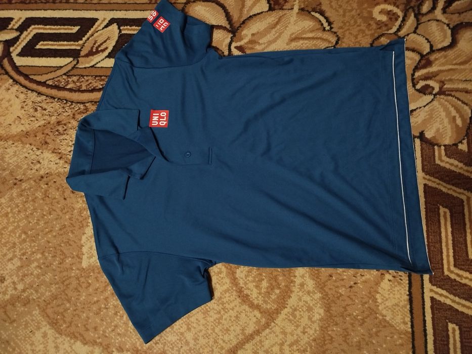 Футболка поло uniqlo