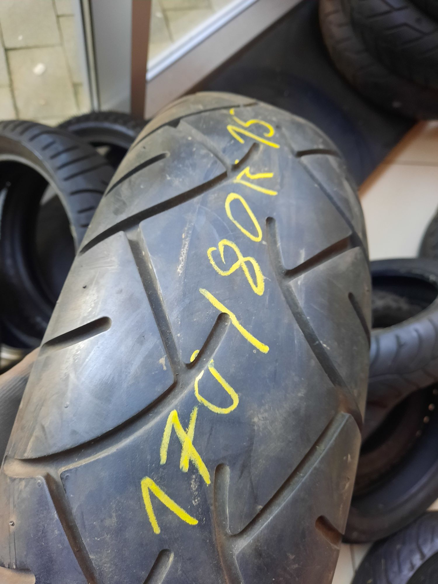 Opona motocyklowa 170/80R15 Metzeler