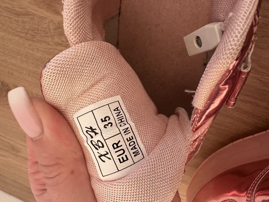 Sprzedam butorolki różowe swiecace