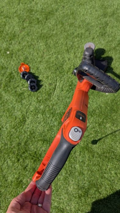 Roçadora Black n Decker