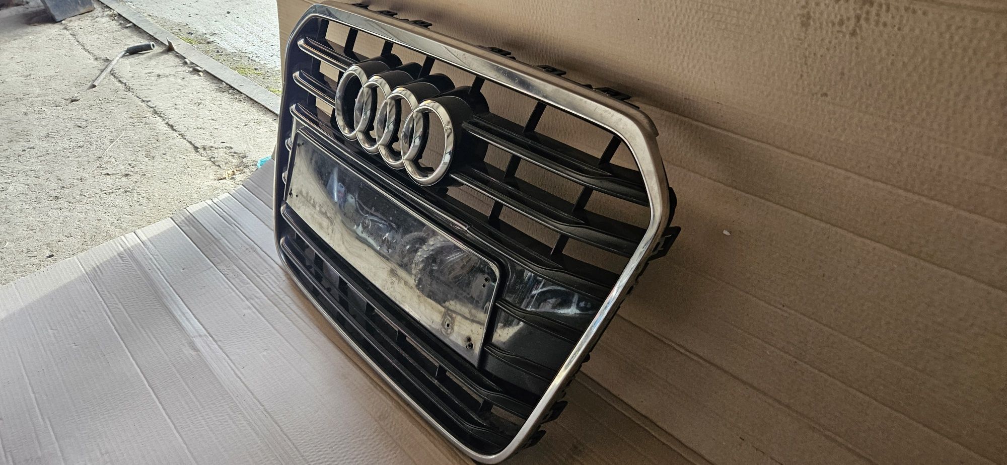 Grill Audi A6 C7