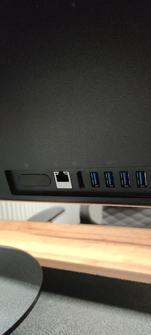 Komputer Lenovo ThinkCentre i5/8ram/250gb SSD !!!