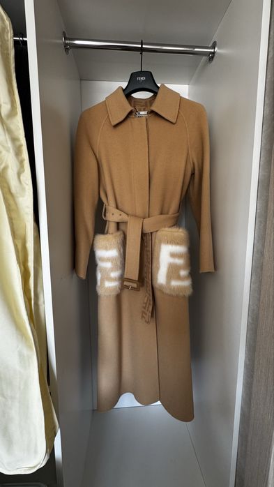 Кашемірове пальто Fendi XS/S оригінал в ідеальному стані