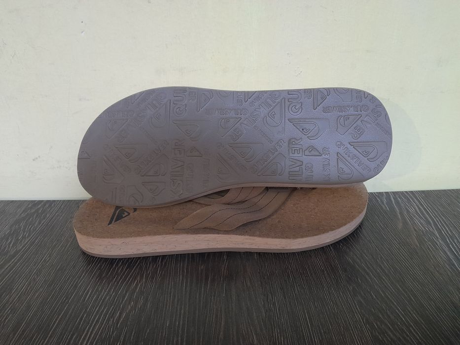 Коркові шкіряні сандалі в'єтнамки шльопанці Quiksilver