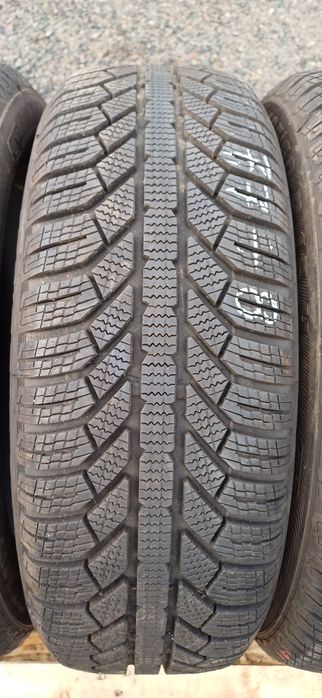 195/60R16 89H SEMPERIT , komplet opon zimowych.