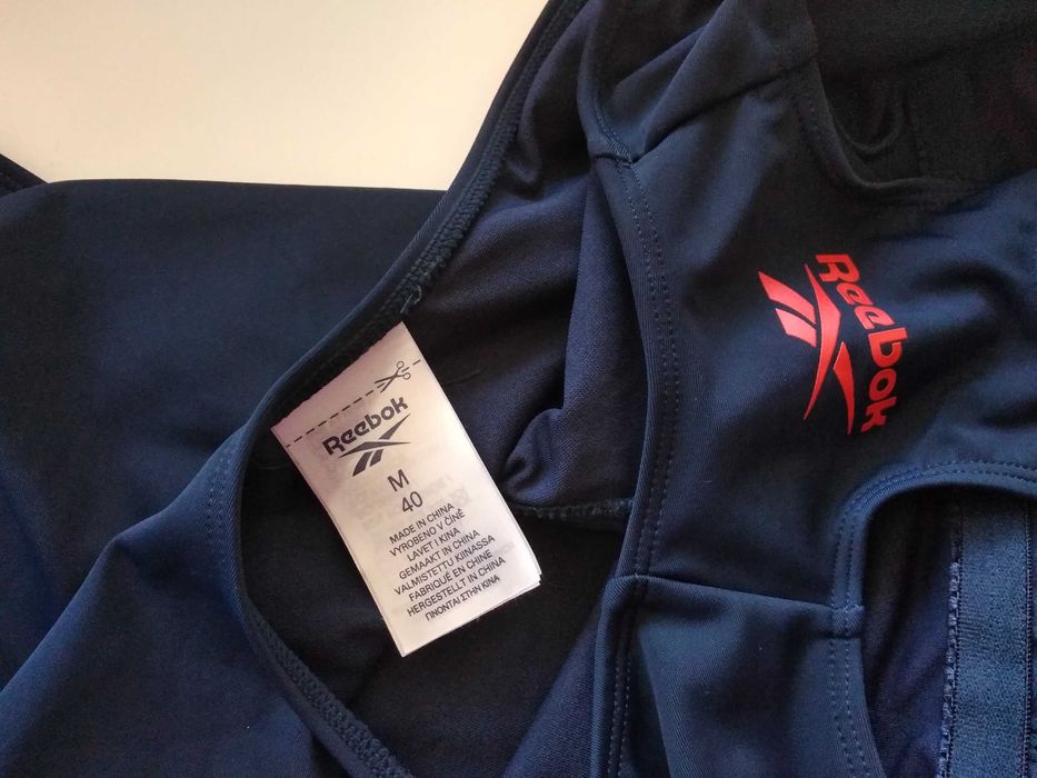 38-40р. Cплошной купальник для плавания бассейна reebok rita