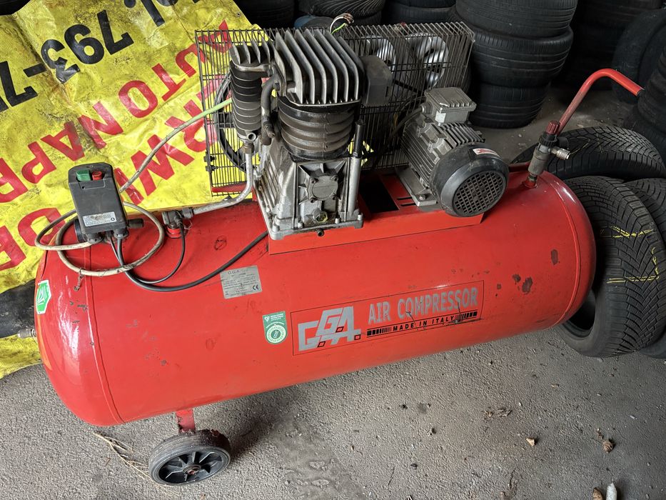 Kompresor produkcji Włoskiej Gga 270L