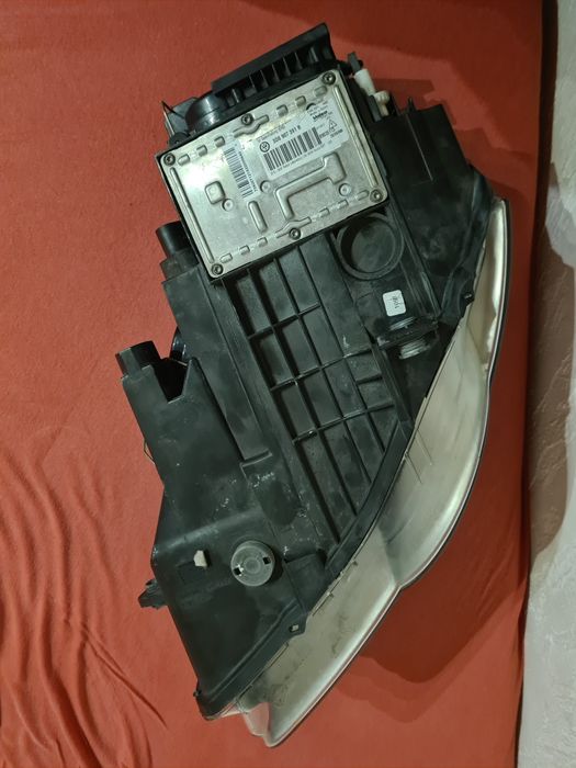 Lampa przód przednia prawa VW Passat B6 Bi-xenon skrętna