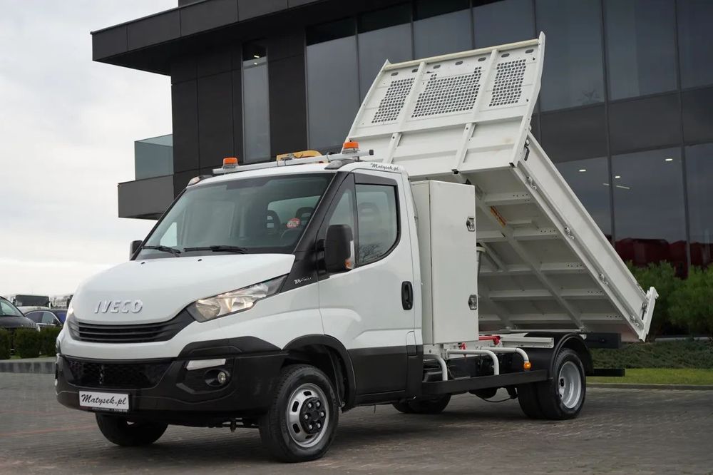 Iveco DAILY 35-180 / WYWROTKA TYLNOZSYPOWA / BLIŹNIAK / MANUAL
