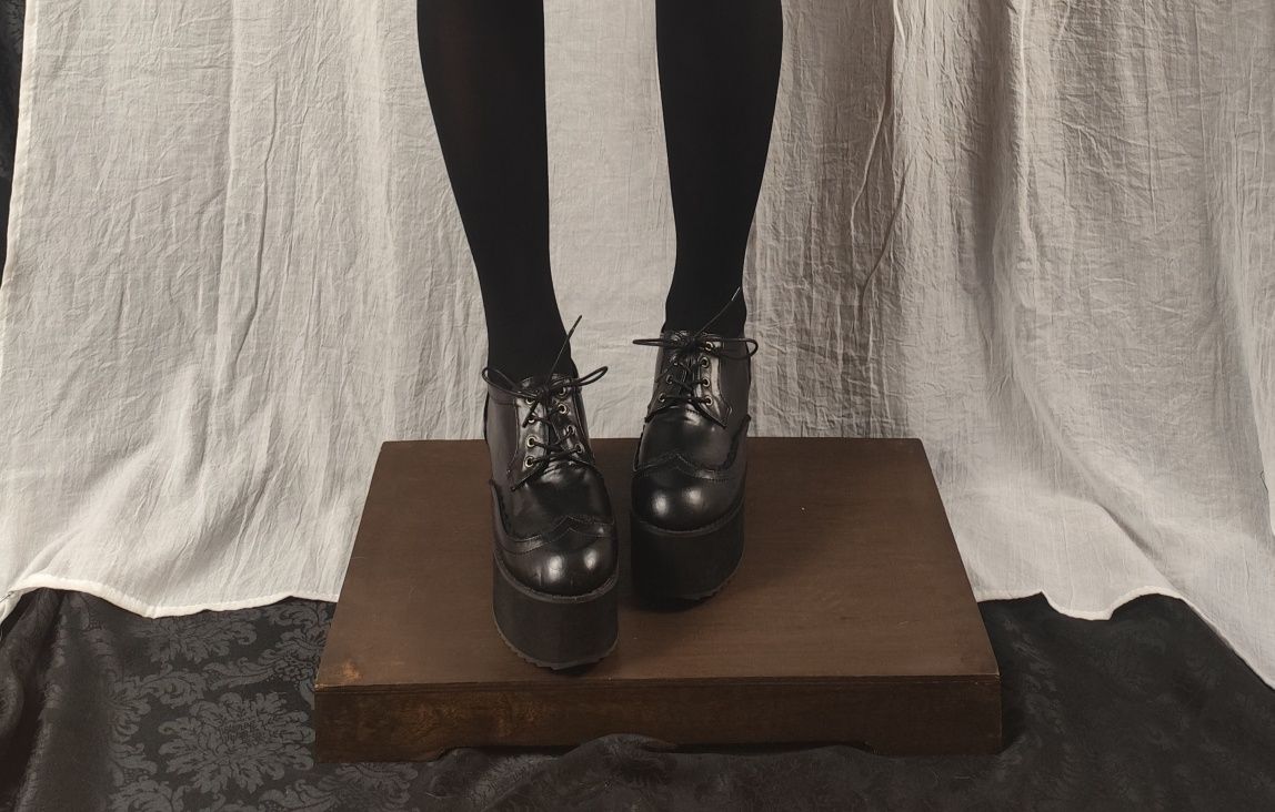Sapatos com plataforma