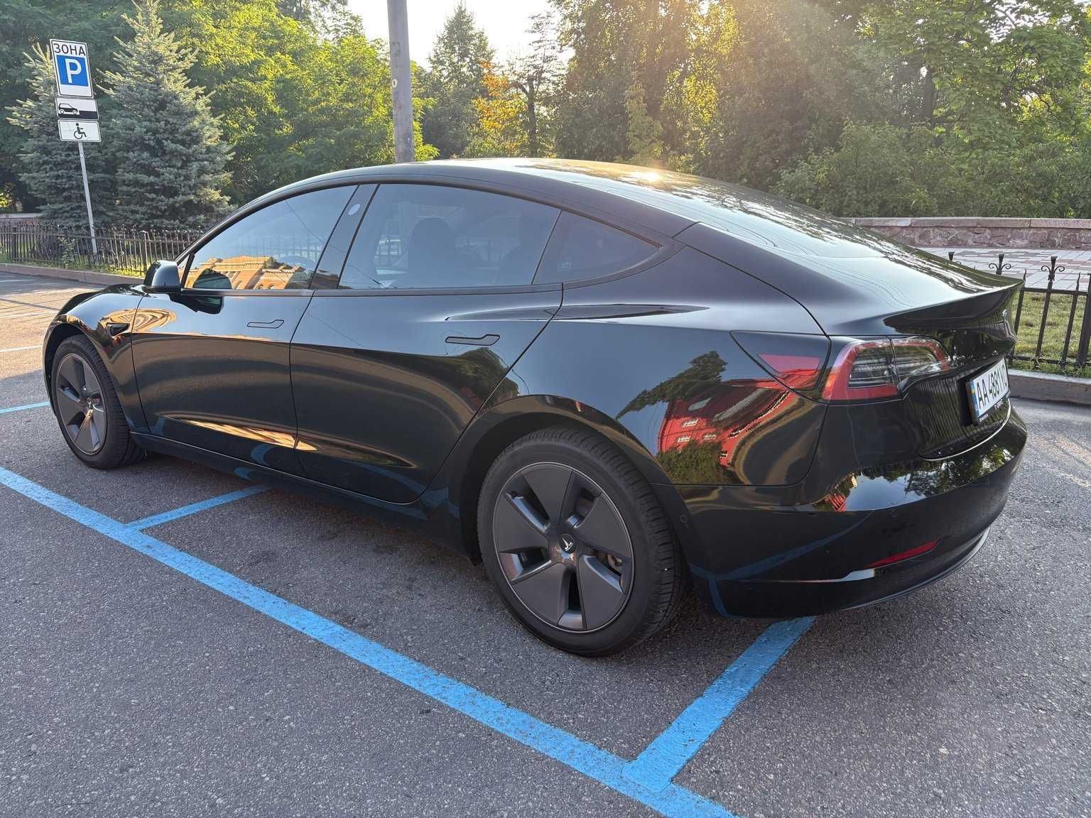 Tesla Model 3 Long Range Dual Motor AWD 2022 року