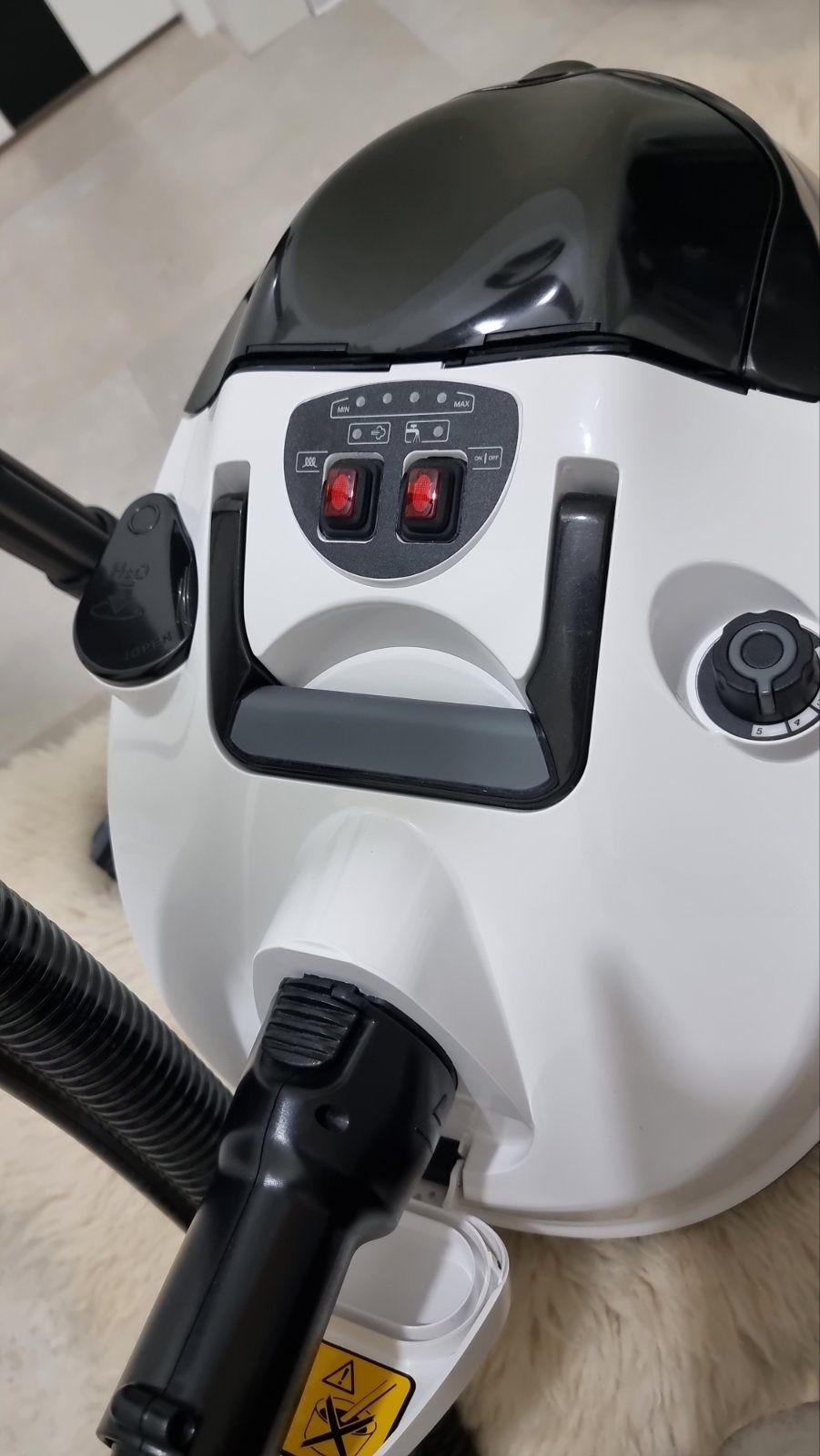 Паропилисос Karcher sv-7