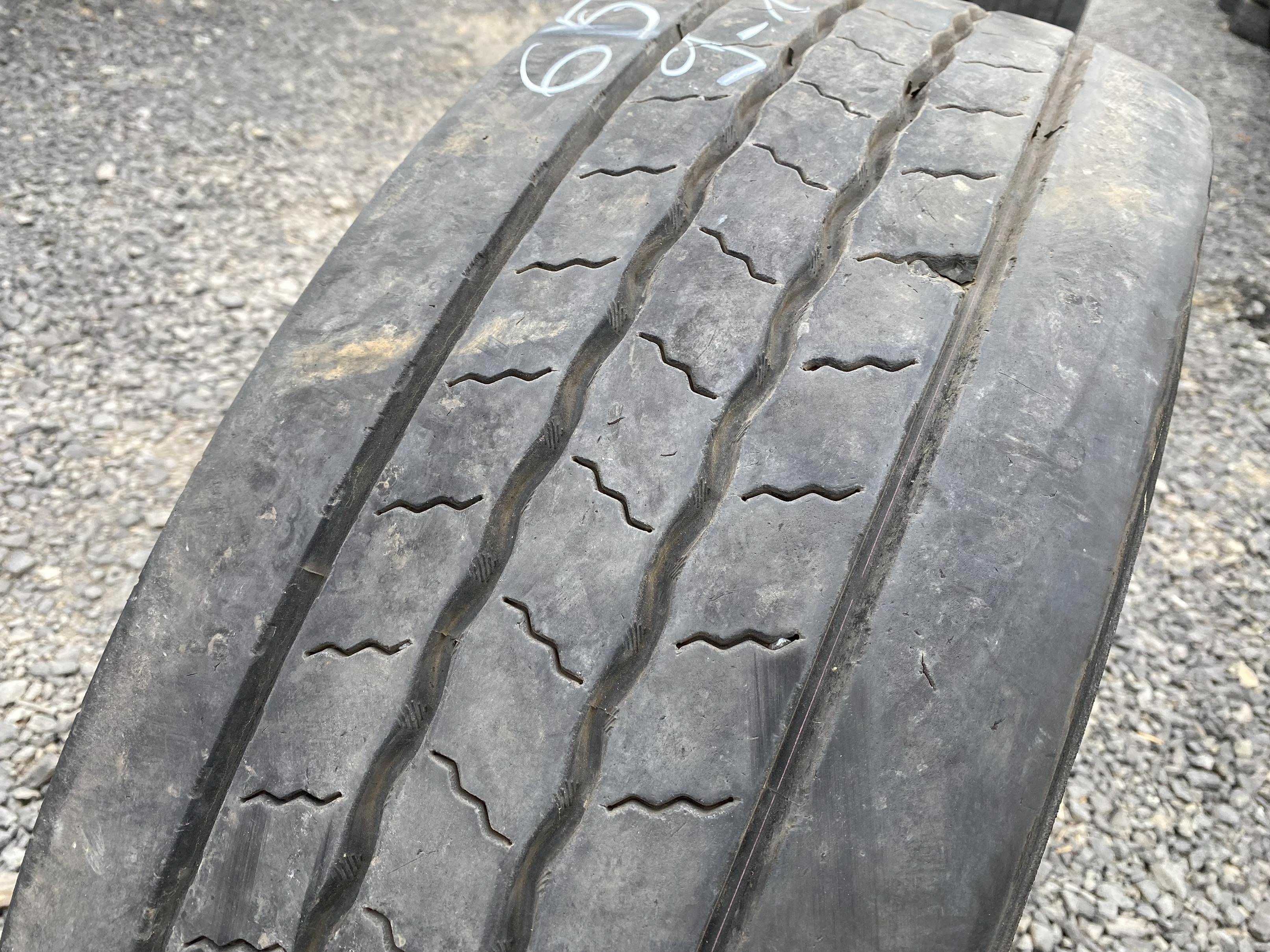 Opona 305/70R19.5 CONTINENTAL HYBRID HS3 Przód 9-10mm