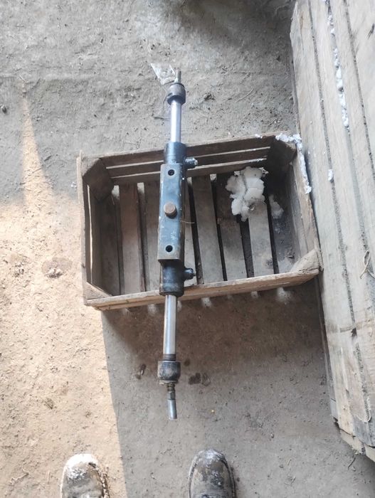 Siłownik wspomagania poprzeczny Zetor Ursus