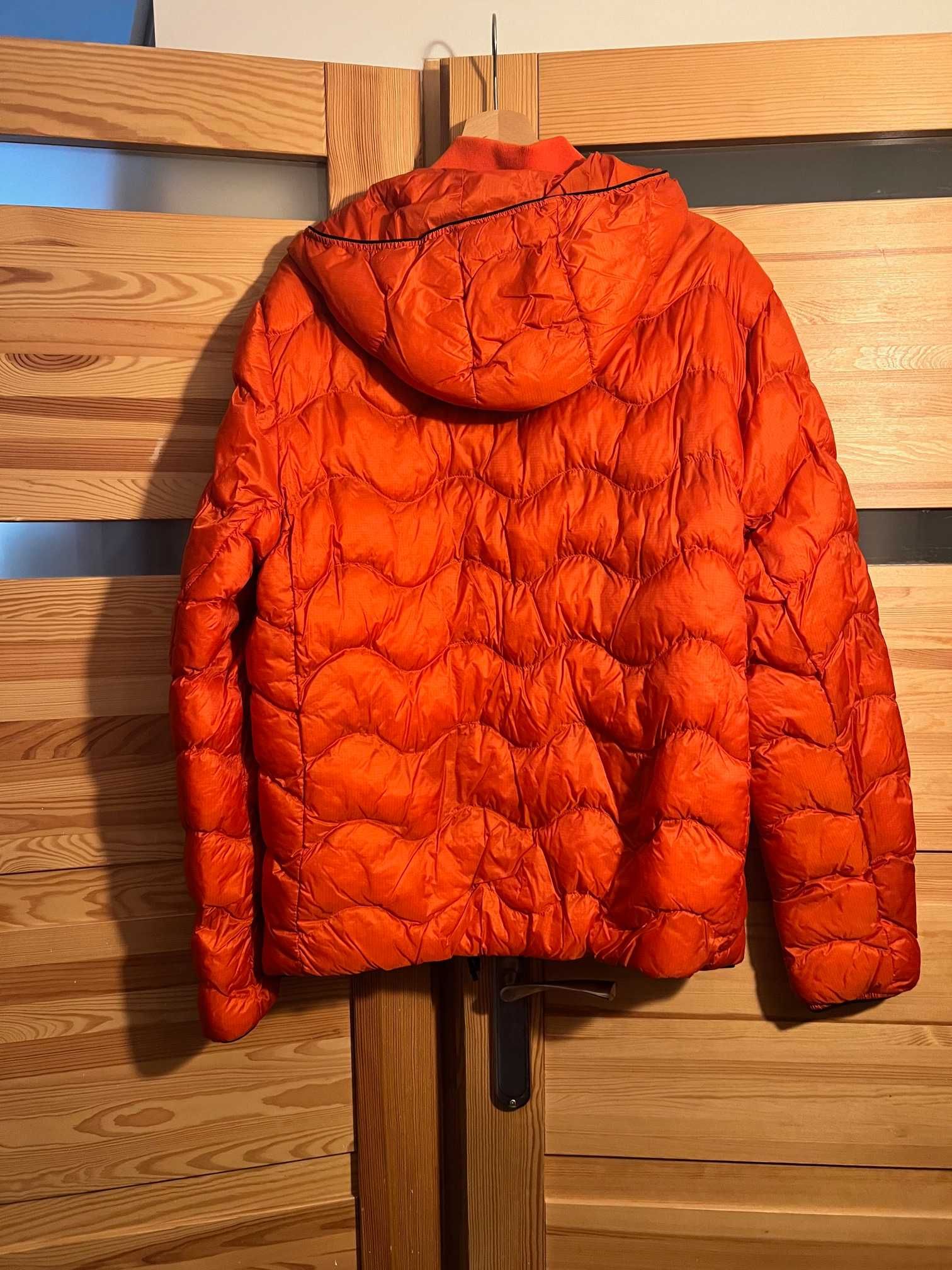 Kurtka z kapturem Superdry pomarańczowa
