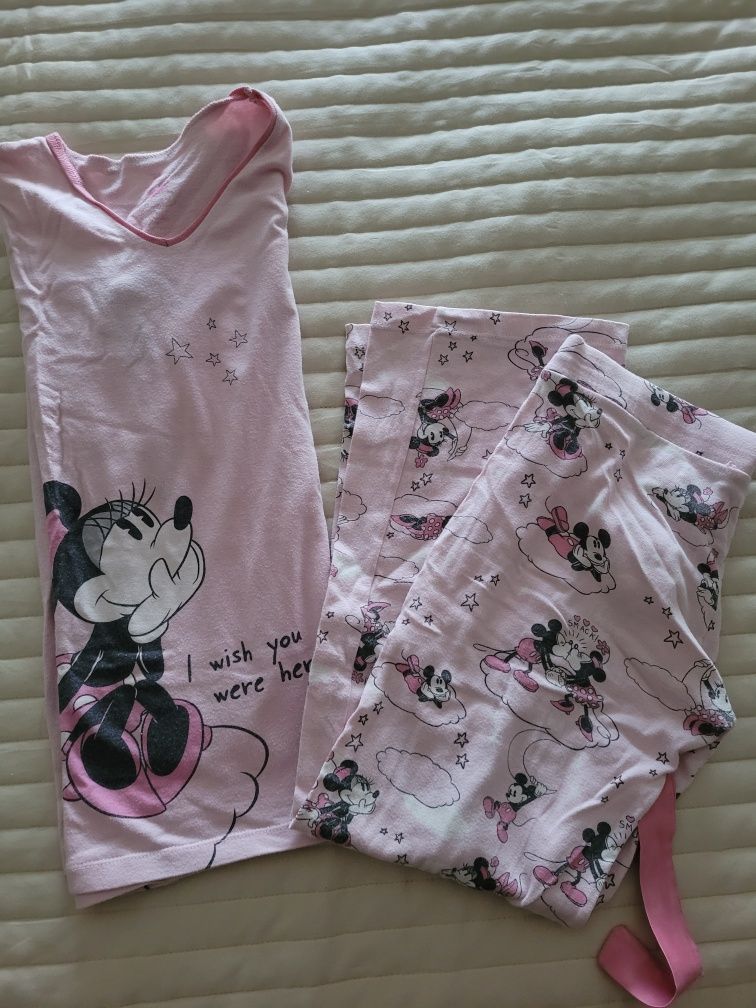 Pijama de menina Minnie e Mickey