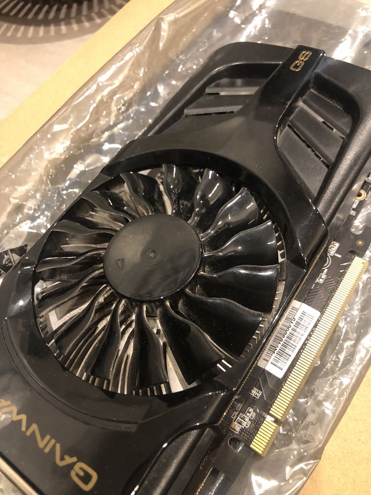 Karta graficzna GEFORCE GTX560 GDDR5