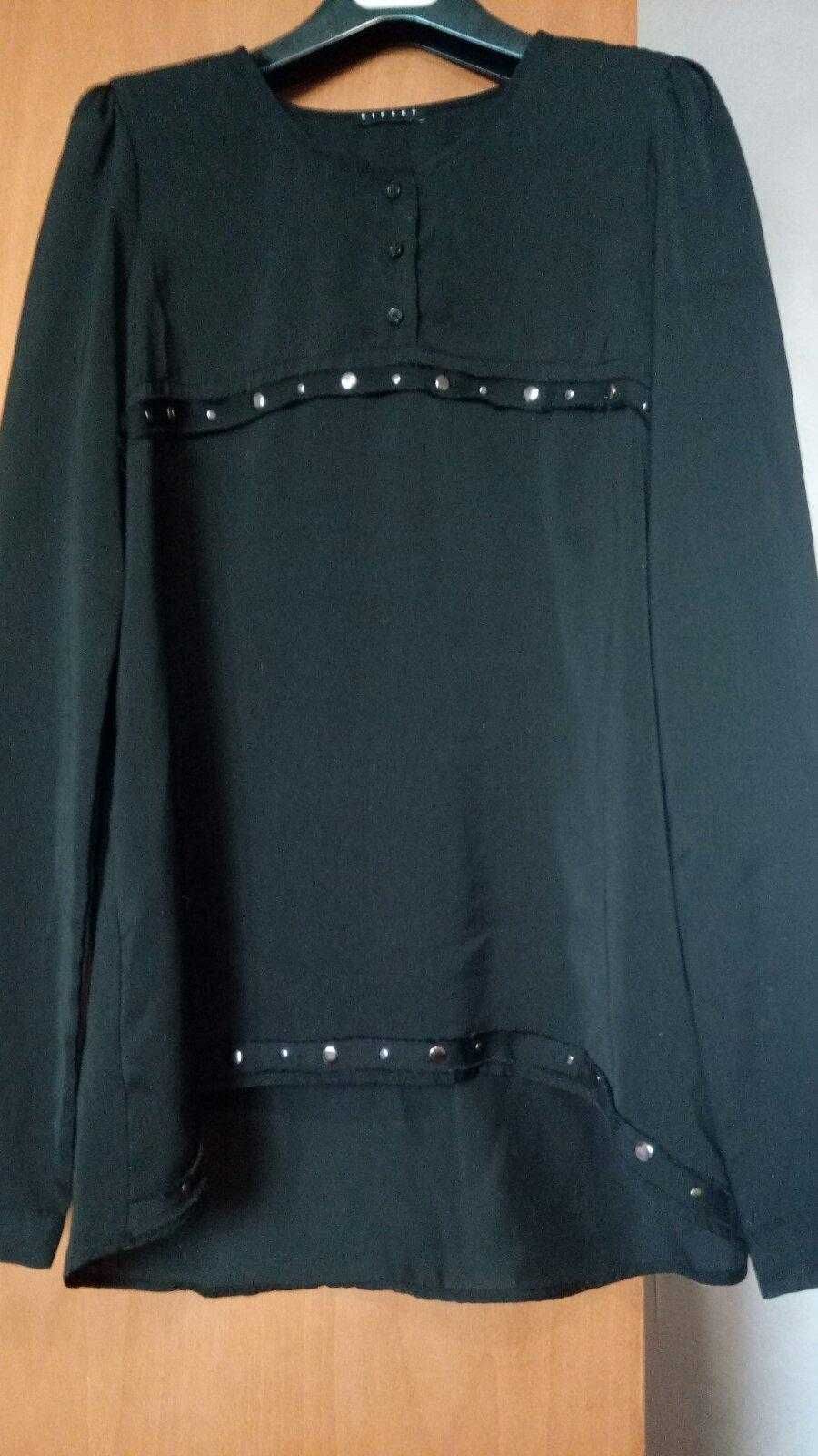Блузка черного цвета Sisley