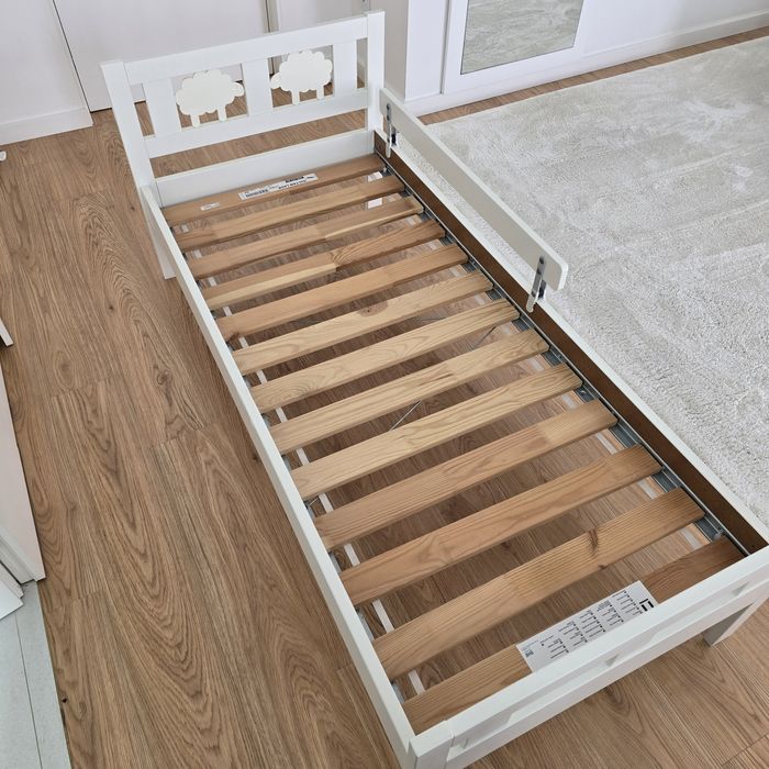 Cama de criança ikea KRITTER das ovelhas