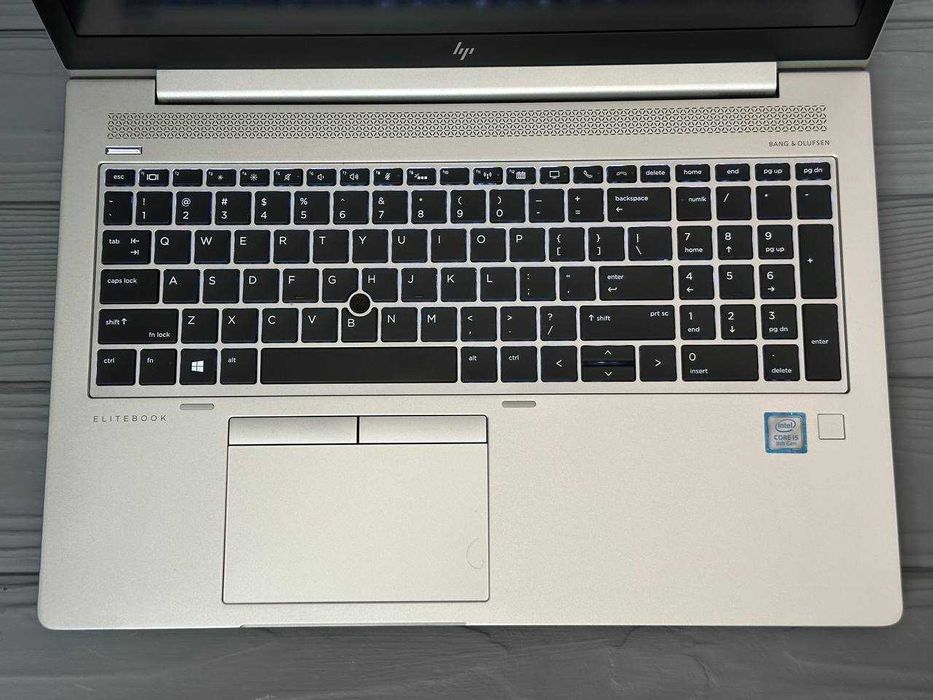 HP EliteBook 850 G6   | i5-8365U  | 16 GB x 256 SSD