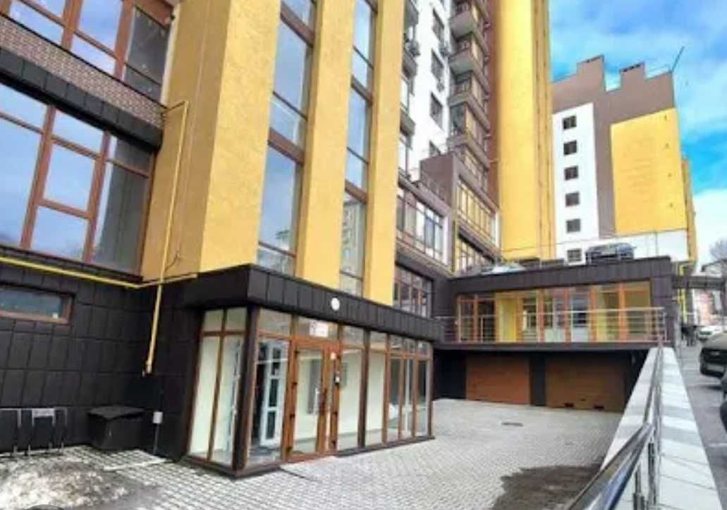 Продаж 1к квартири 48 кв. м на вул. Монастирська