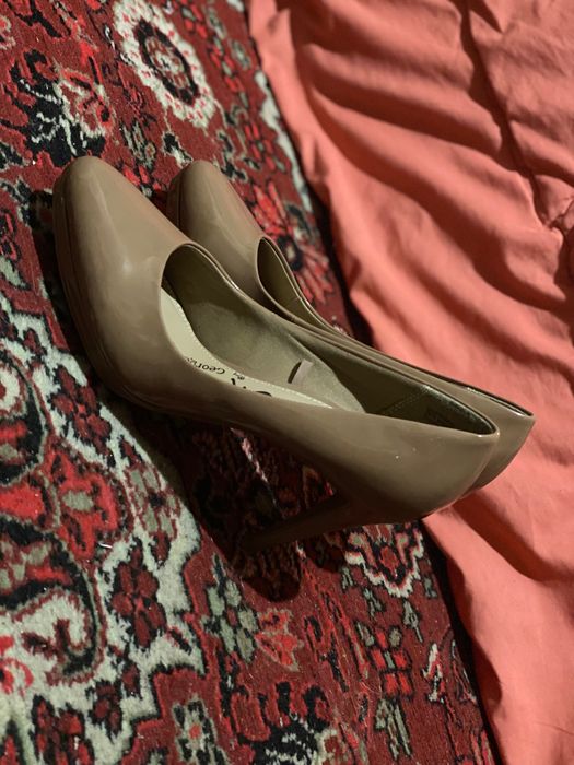 Нові туфлі Gerge