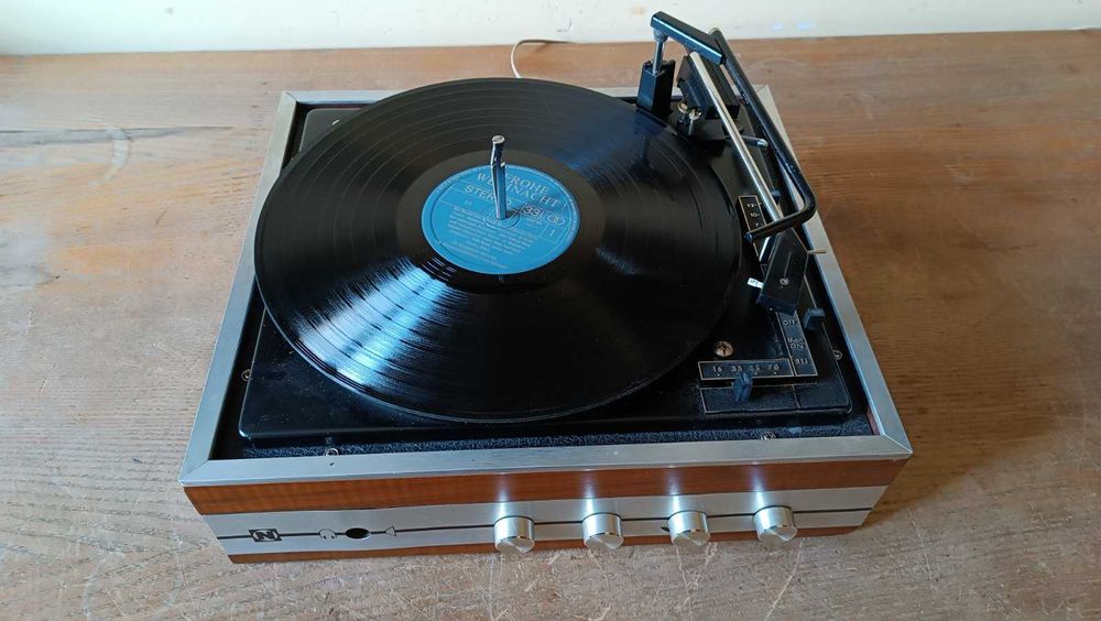 Gramofon stereo automat NECKERMANN