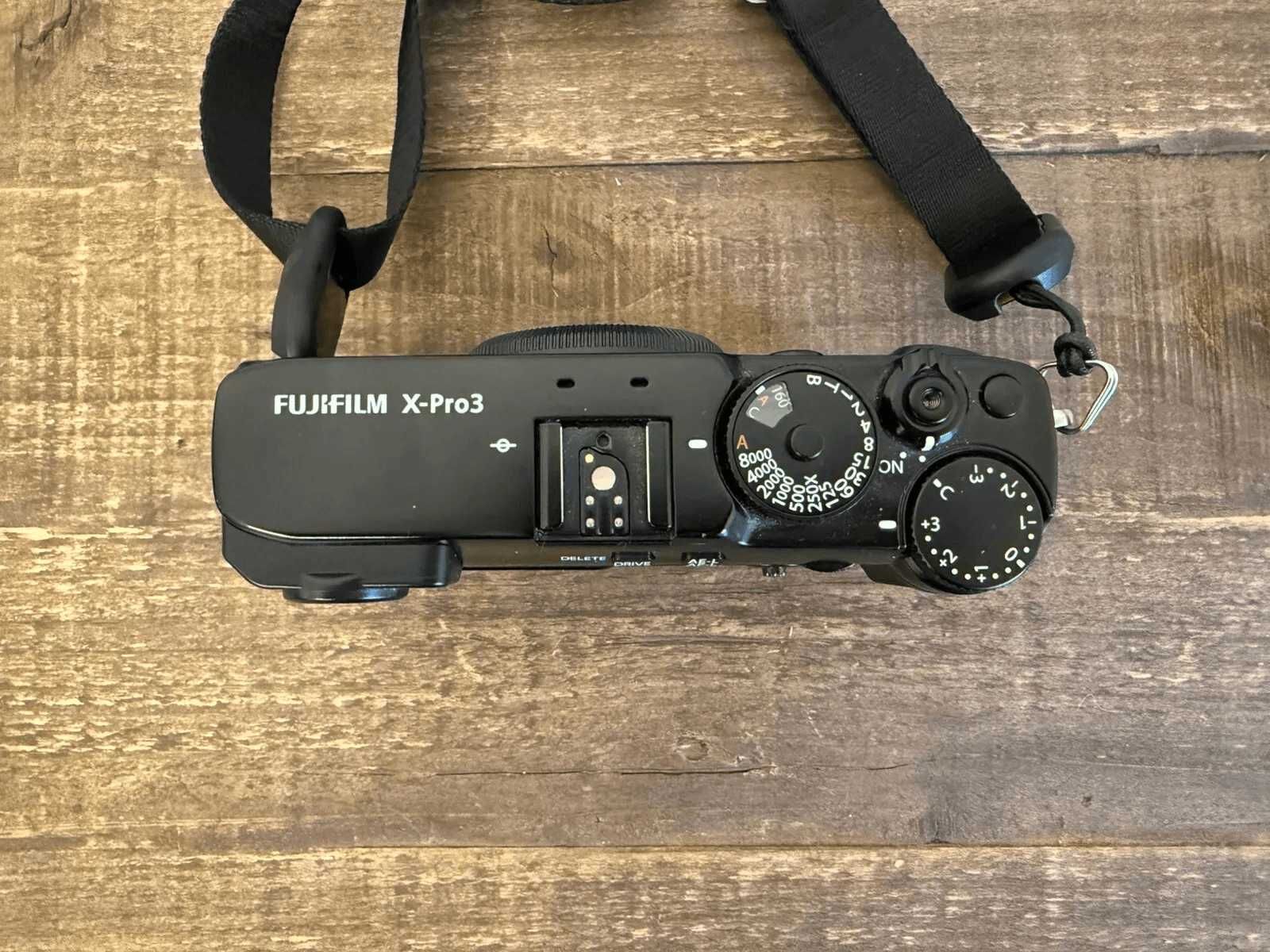Fuji X-Pro3 czarny - mało używany, stan idealny, 4000 klatek, zestaw
