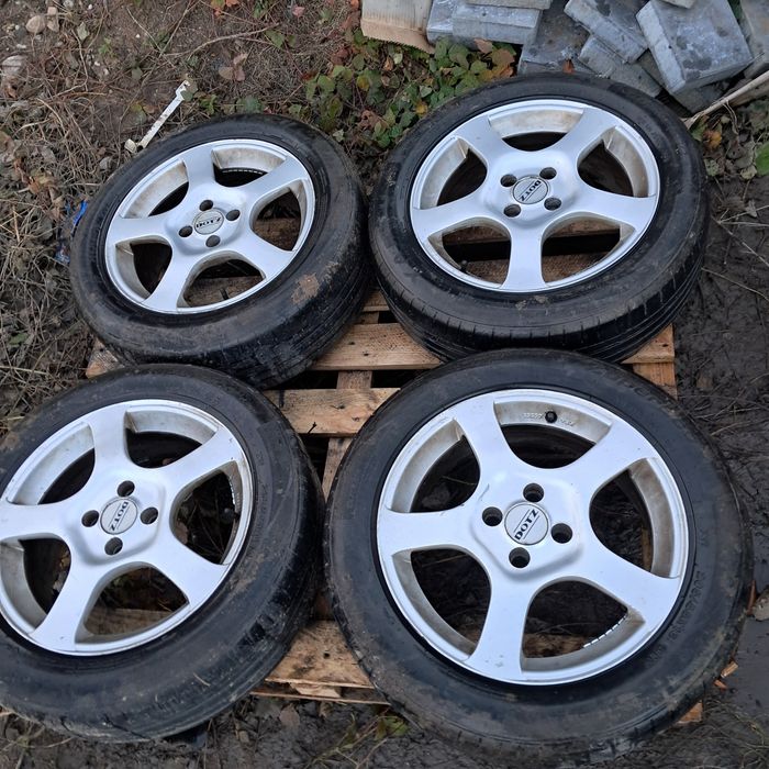 Felgi z oponami toyota Corolla