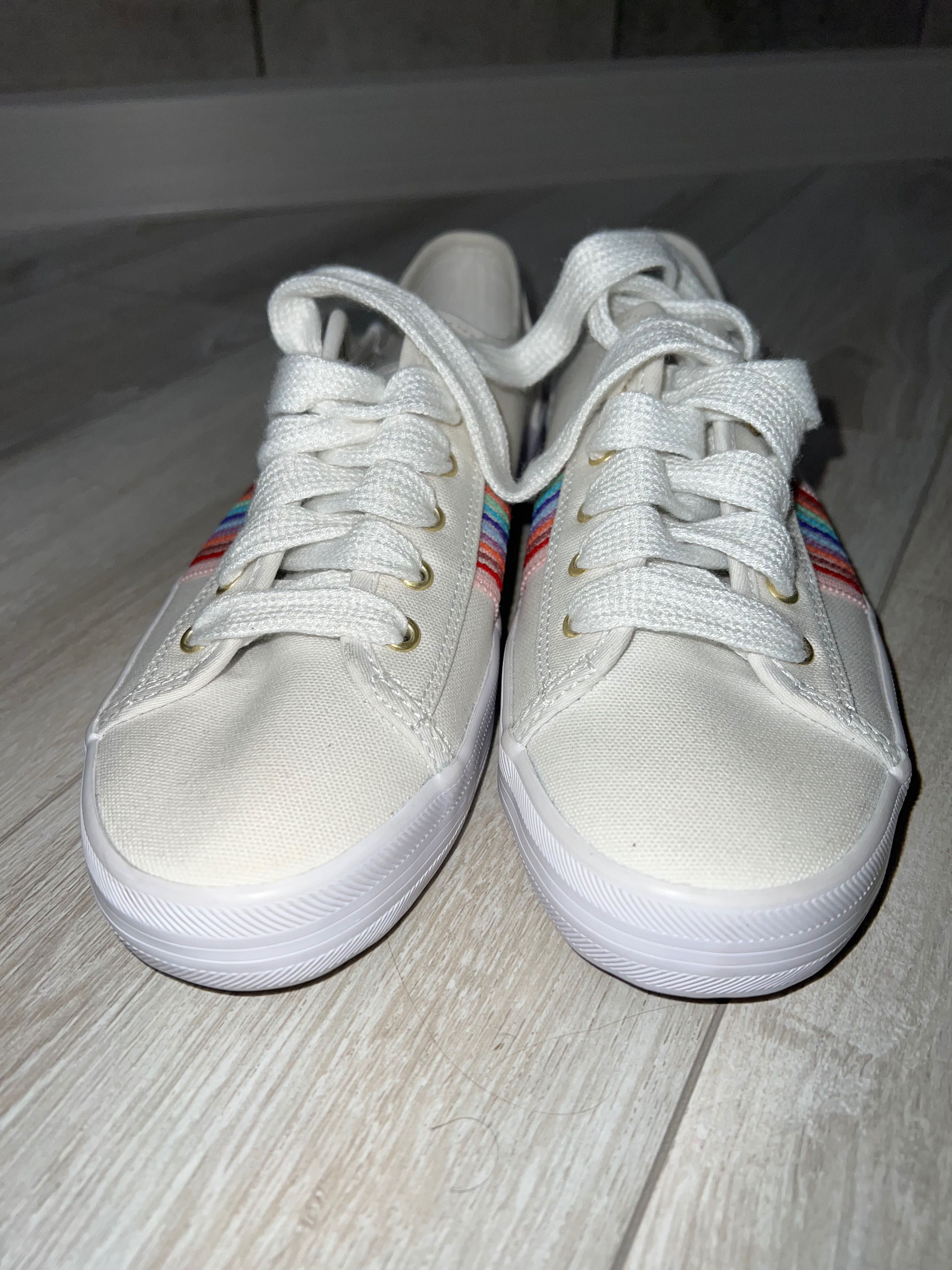 Нові кеди від Keds