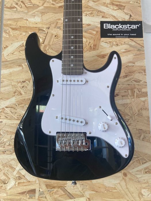 Guitarra Nova Daytona Junior