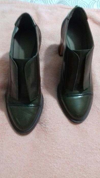 Sapatos Aerosoles novos