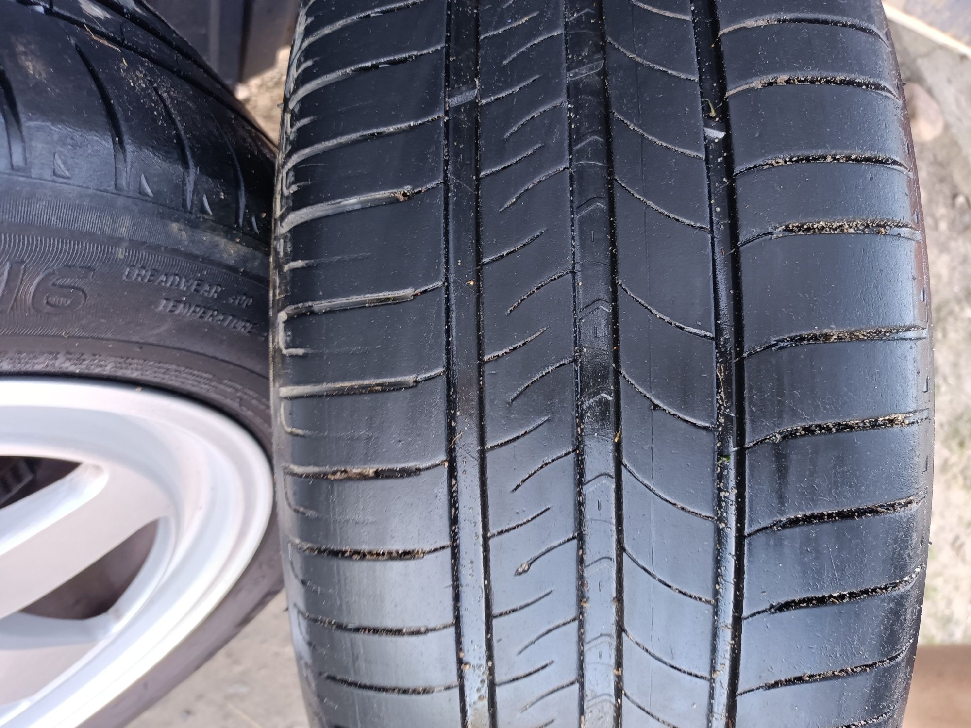 Felgi audi 16 5x112  z oponami