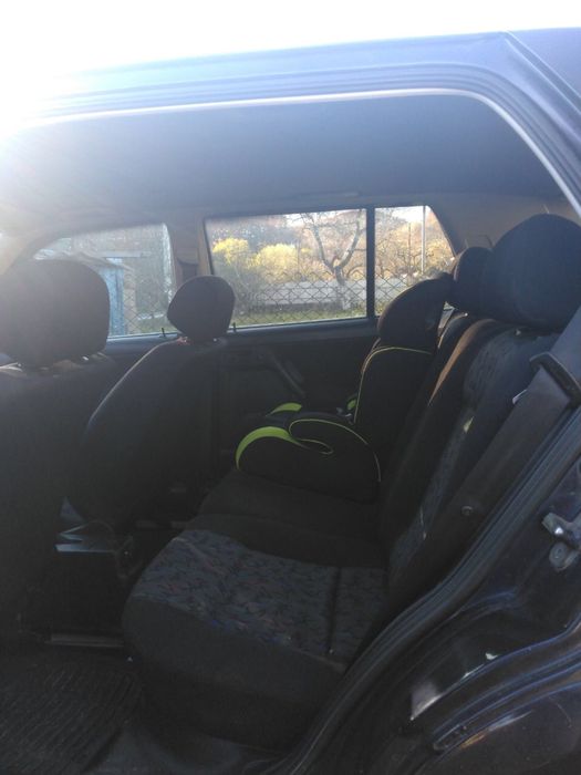 Гольф3  1.6 інжектор 97 рік