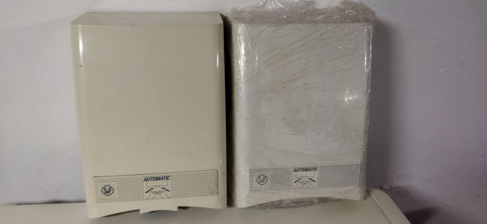 Secador de mão elétrico