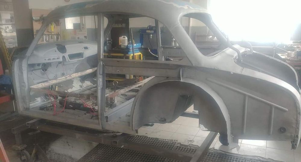 Blacharstwo samochodowe Mechanika Pomoc Drogowa Awaryjne otwieranie au