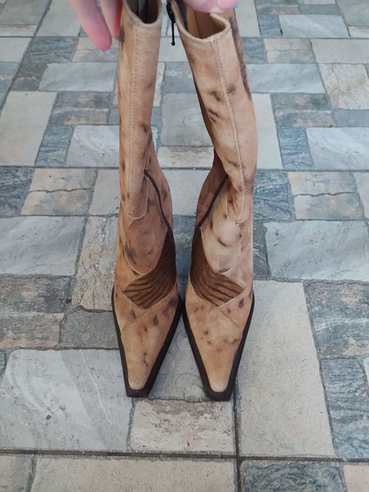 Чоботи козаки,ковбойки (шкіра),чулки,