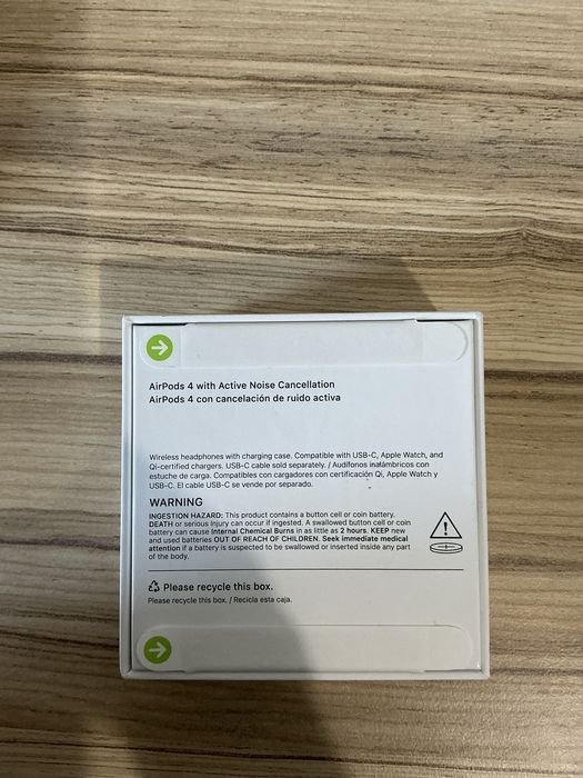 AirPods 4 Active Noise Cancellation