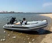 Semi rigidoBarco Oeste motor tohatsu 30HP 2023