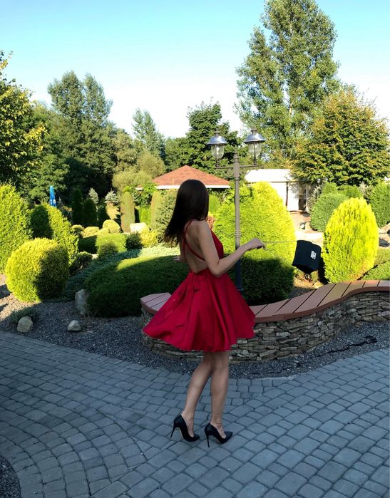 Коктельна вечірня сукня S