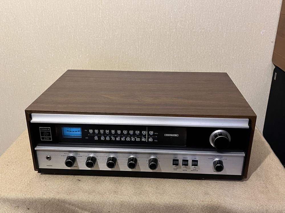 Аудиофильский красивый HI-FI ресивер 70-х FISHER 170 (ЗВУК!)
