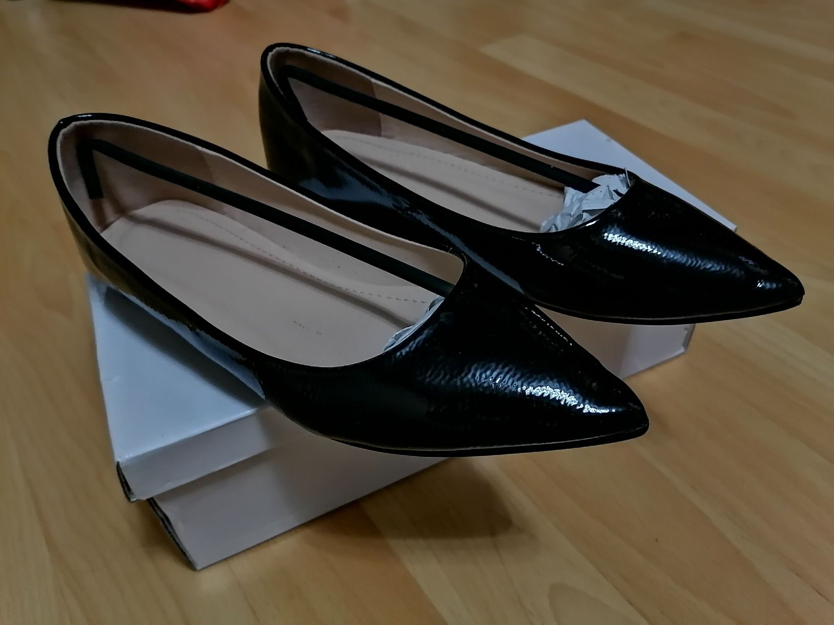 Женские чёрные лаковые балетки лоферы туфли, бренд Pinkai, оригинал