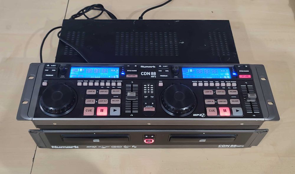 Numark CDN 88 Mp3 Pioneer Denon